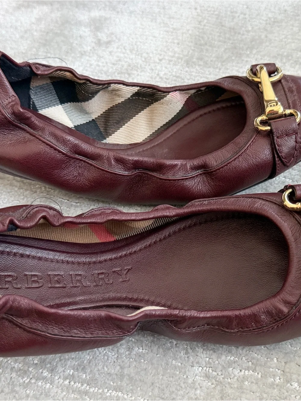 Burberry Women’s Wine Leather Ballet Flats with Gold Horsebit